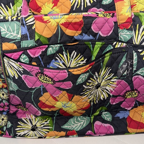 Vera Bradley Diaper Bag in Jazzy Blooms - Picture 5 of 10